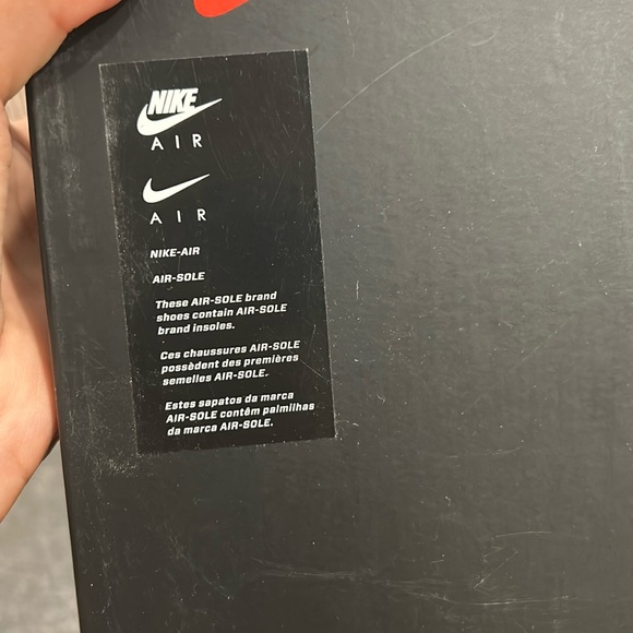 Air Jordan 1s - Picture 12 of 15